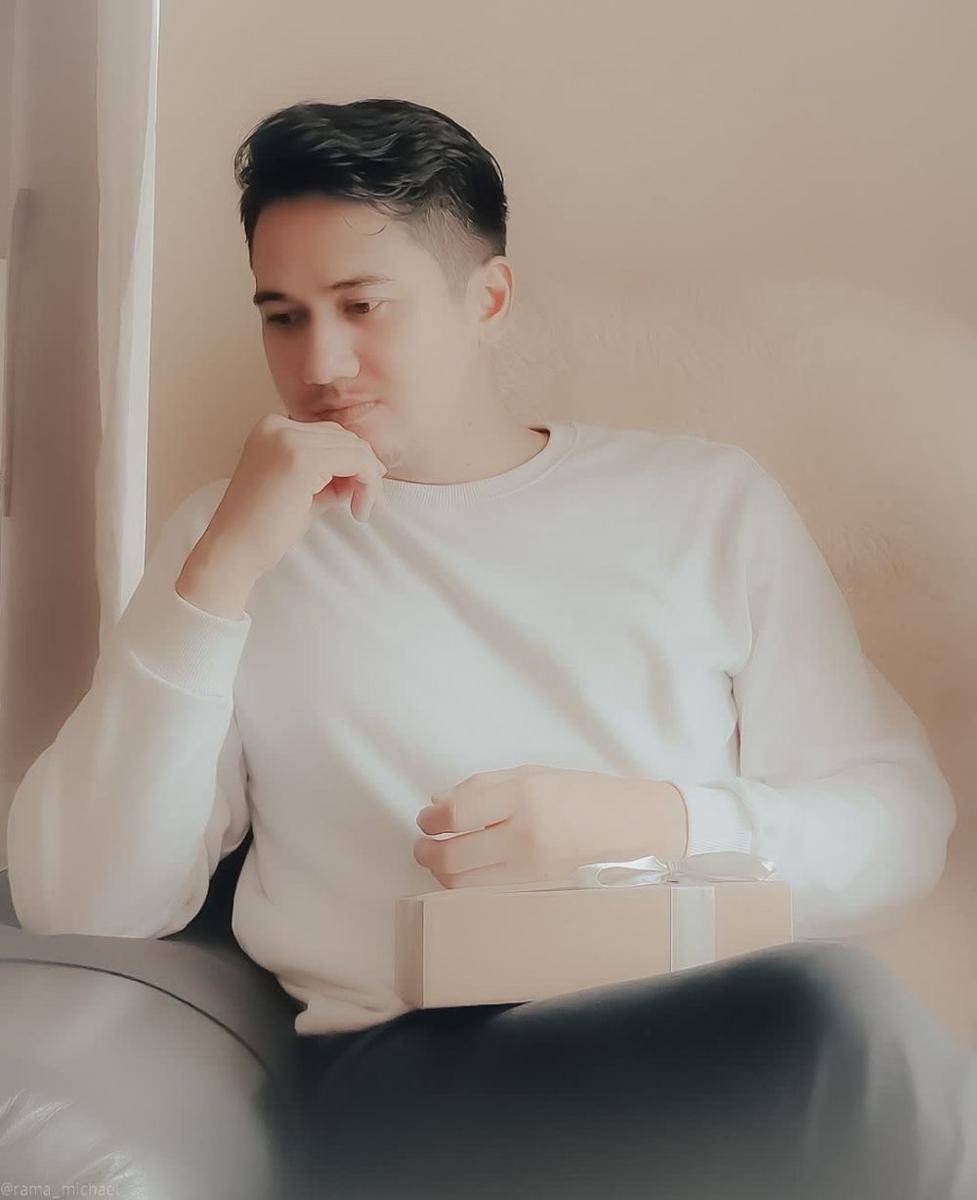Rama Michael (instagram.com/rama_michael)