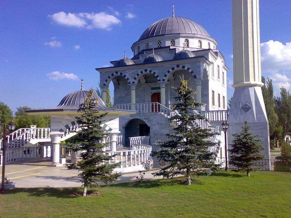 Masjid di Mariupol, Ukraina (Wikimedia.org/Malik Bilal)