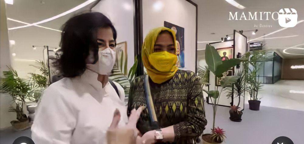 potret tangkapan layar Desiree dan Mama Rieta (instagram.com/mamitoko)