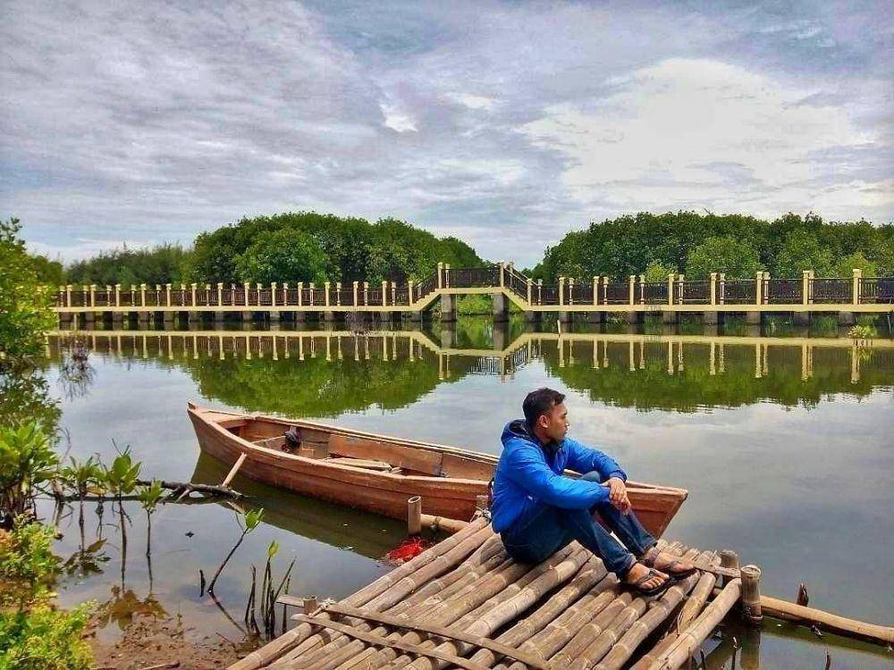 Wisata Mangrove Park Pekalongan (instagram.com/slametsusanto11 | instagram.com/explorepekalongan)