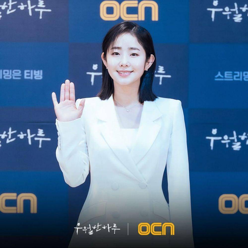 Im Hwa Young di press conference KDrama A Superior Day. (instagram.com/ocn_official_)