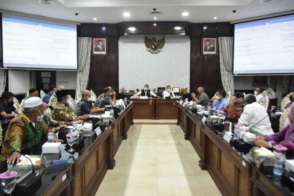 14 Tahun Vakum, Pedagang 'Mbungah' Pasar Turi Dibuka Lagi