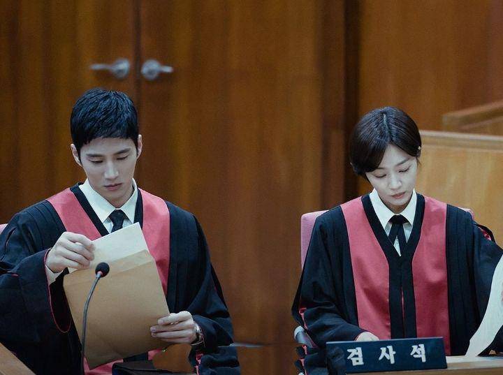 cuplikan penampilan Ahn Bo Hyun dan Jo Bo Ah bintangi drama Military Prosecutor Doberman (dok. tvN/Military Prosecutor Doberman)