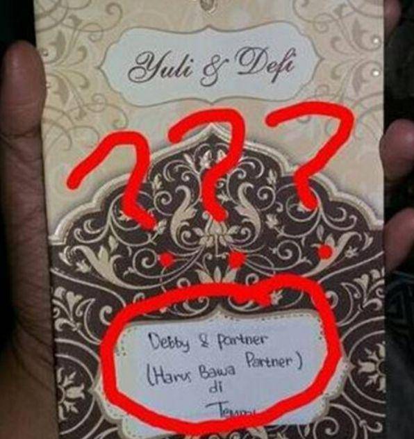 nama penerima undangan (instagram.com/recehhumorku)