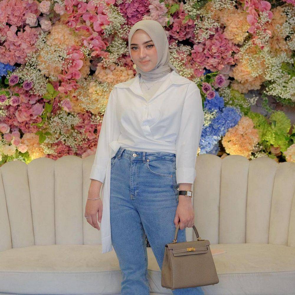 OOTD Dinan Fajrina (instagram.com/dinanfajrina)
