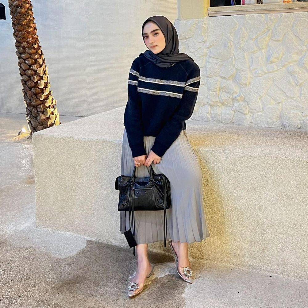 OOTD Dinan Fajrina (instagram.com/dinanfajrina)