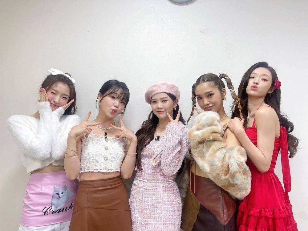 Oh My Girl (instagram.com/wm_ohmygirl)