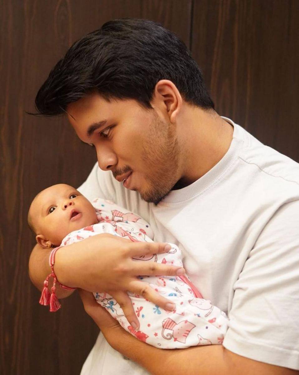 Thariq Halilintar dan Ameena Hanna(instagram.com/thariqhalilintar)