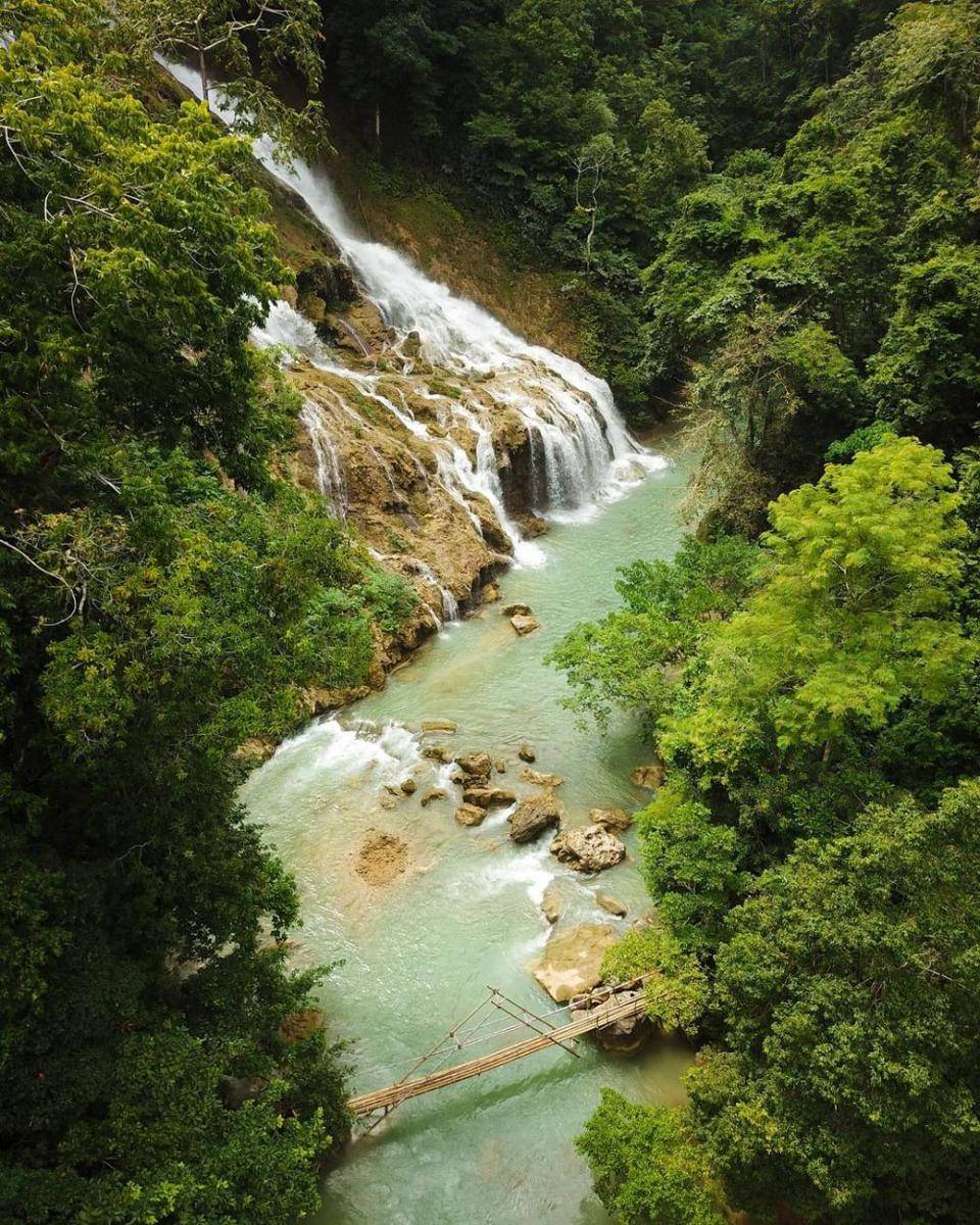 potret Air Terjun Lapopu (instagram.com/dwiputro_n)