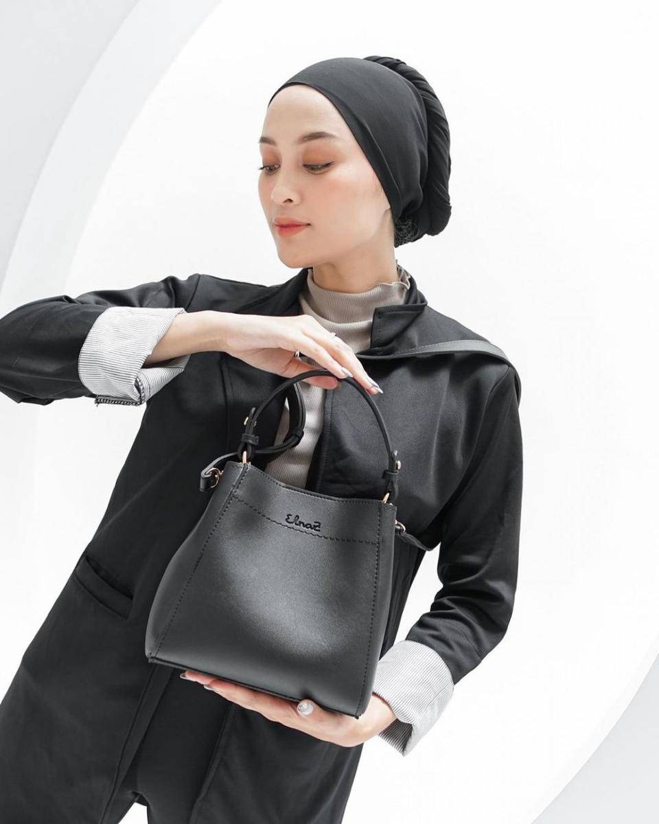 instagram.com/elnazbag.official/