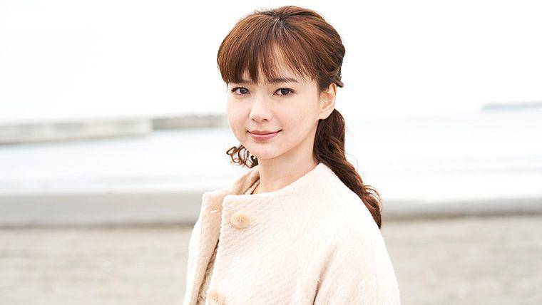 Mikako Tabe (tabemikako.com)