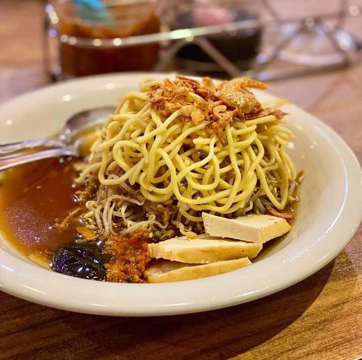 7 Kuliner Pasar Atom Surabaya yang Nagih Ada yang Non Halal