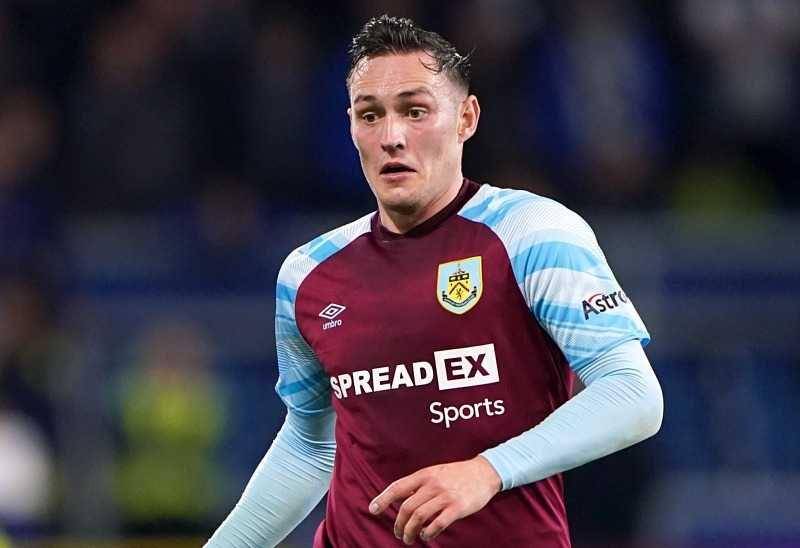 Connor Roberts (twitter.com/BurnleyOfficial)