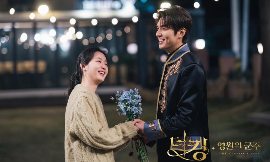 5 Bunga yang Sering Dijadikan Simbol dalam KDrama, Penuh Makna!