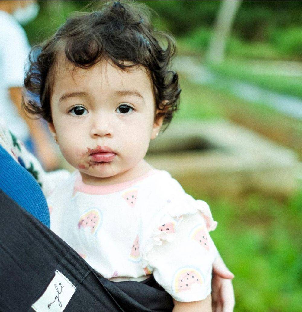 Cara Rose anak Rianti Cartwright (instagram.com/riantic)