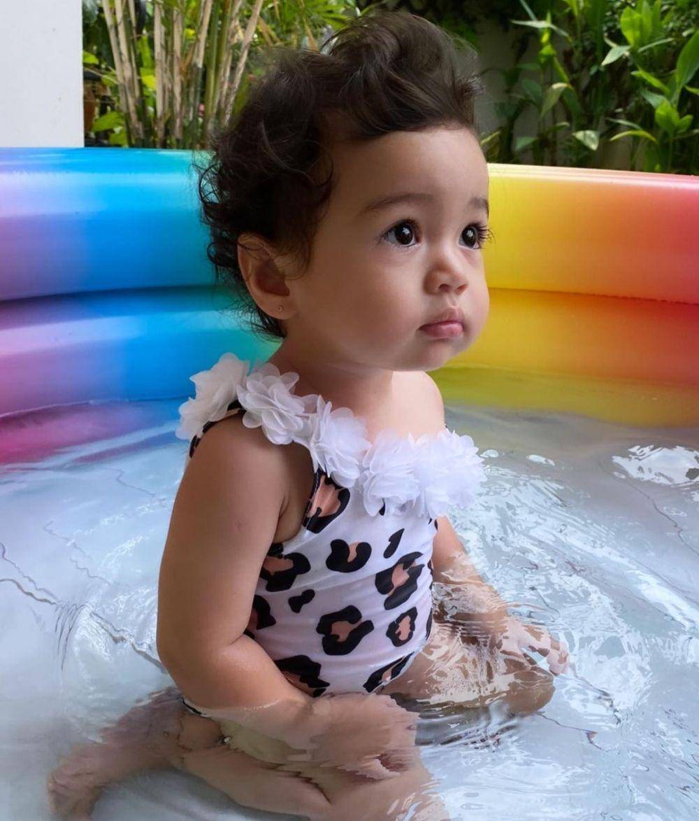 Cara Rose anak Rianti Cartwright (instagram.com/riantic)