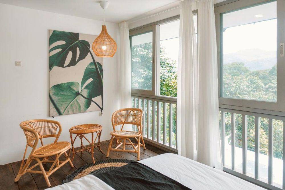 Villa Jenis (instagram.com/thevillas100)