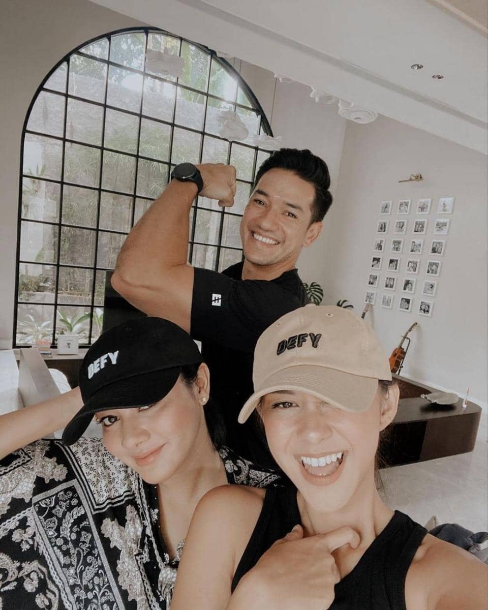 Andrew White dan Naysila Mirdad (instagram.com/nanamirdad_)