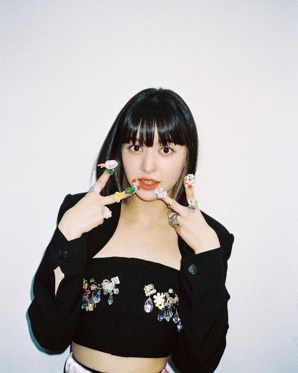 Lia NMIXX (instagram.com/nmixx_official)