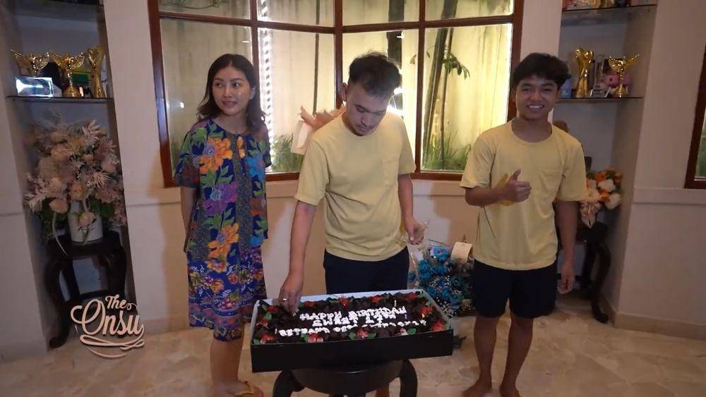 momen kejutan ultah Betrand Peto (youtube/The Onsu Family)