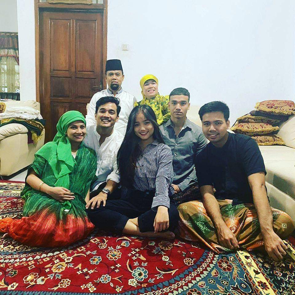 potret rumah Haji Faisal (Instagram.com/dewizuhriati)