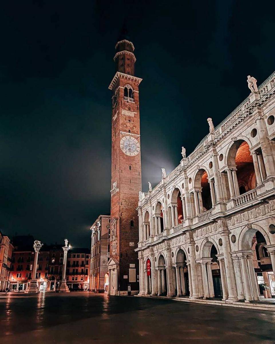 Basilica Palladiana (Instagram.com/luca_muvilab)