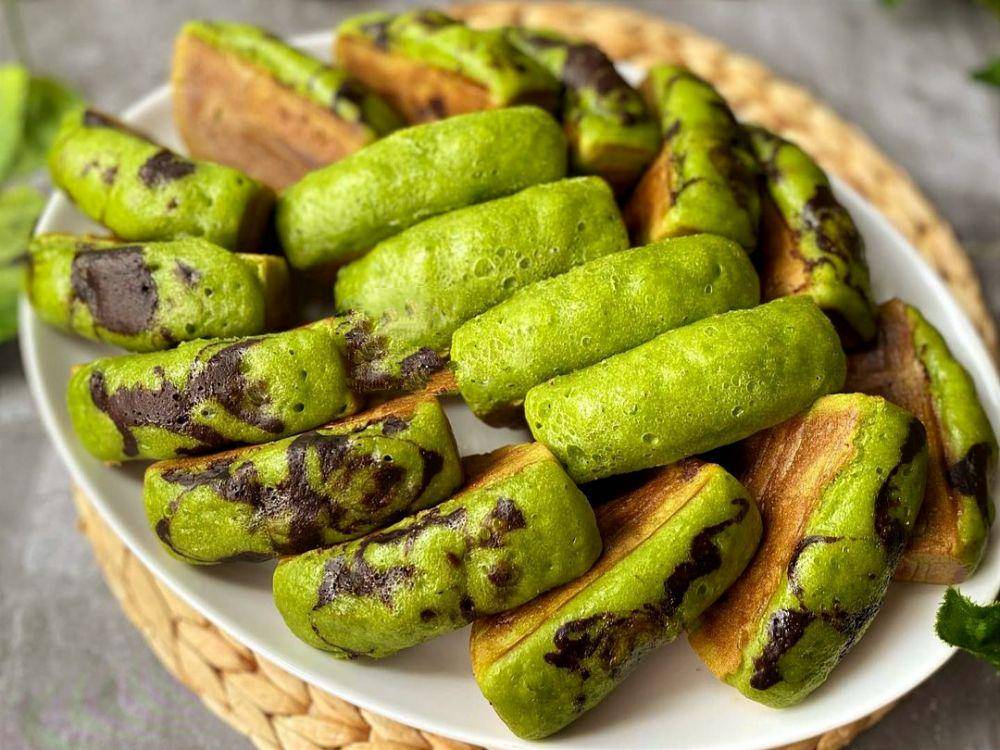 ilustrasi pukis pandan cokelat keju (instagram.com/lisagunawan05)