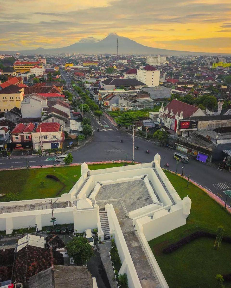 Jokteng atau Pojok Benteng (instagram.com/imamsatrio_)