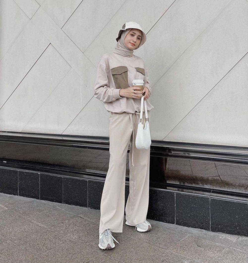 inspirasi OOTD hijab untuk nonton konser (instagram.com/helminursifah)