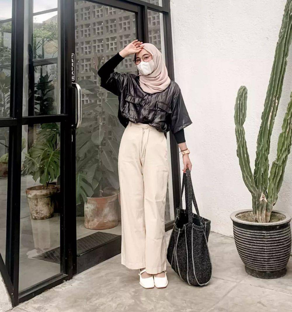 Inspirasi OOTD untuk konser We The Fest (WTF) 2023 (instagram.com/chiviaalga)