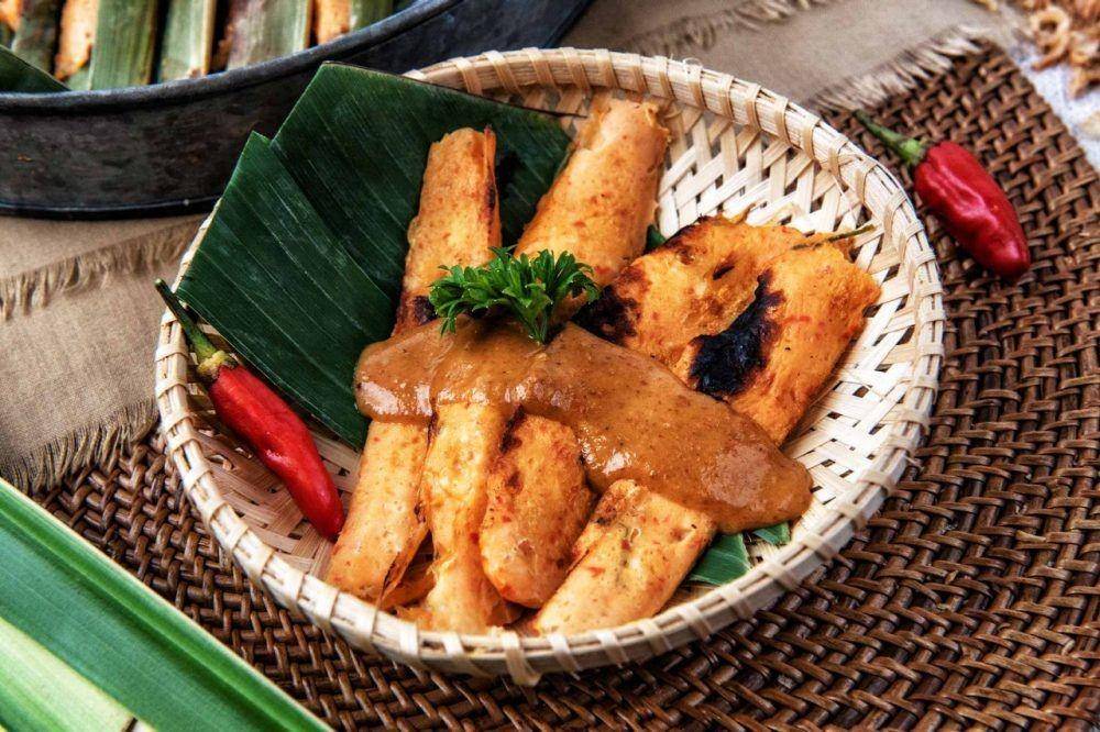 ilustrasi otak-otak (asianfoodnetwork.com)