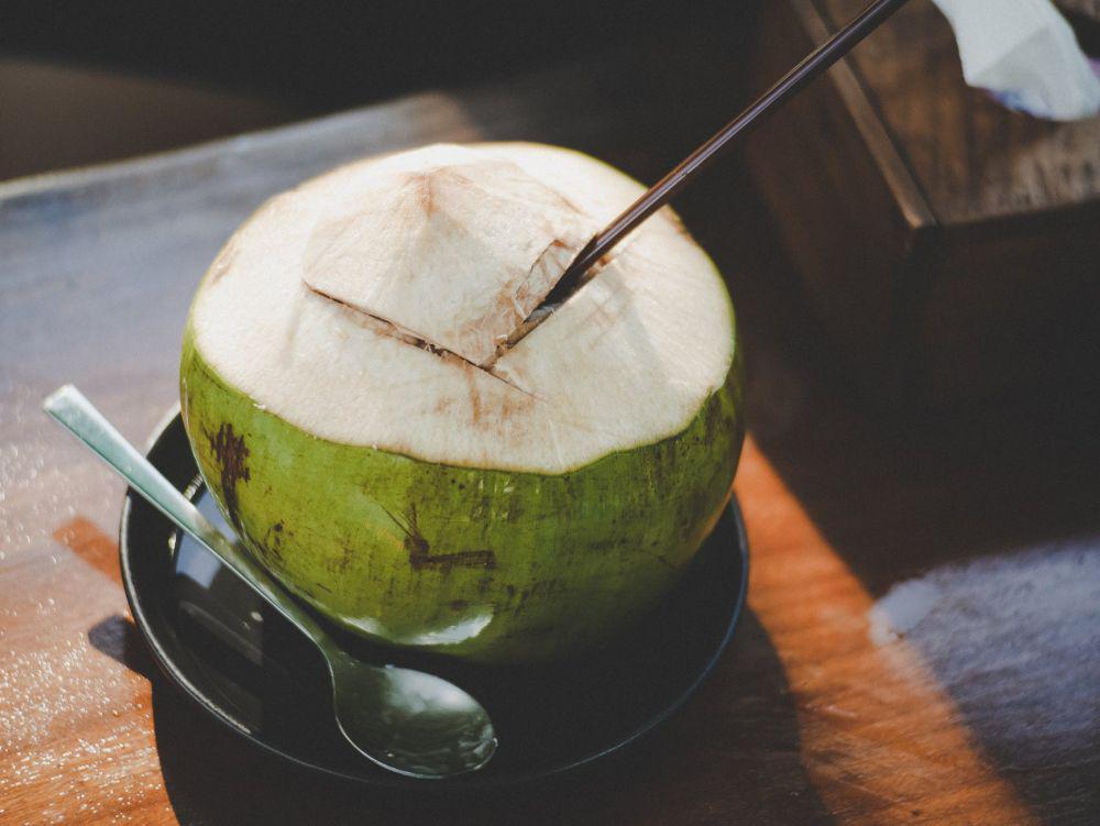 9 Tips Memilih Kelapa Kopyor yang Segar dan Daging Buahnya Lunak