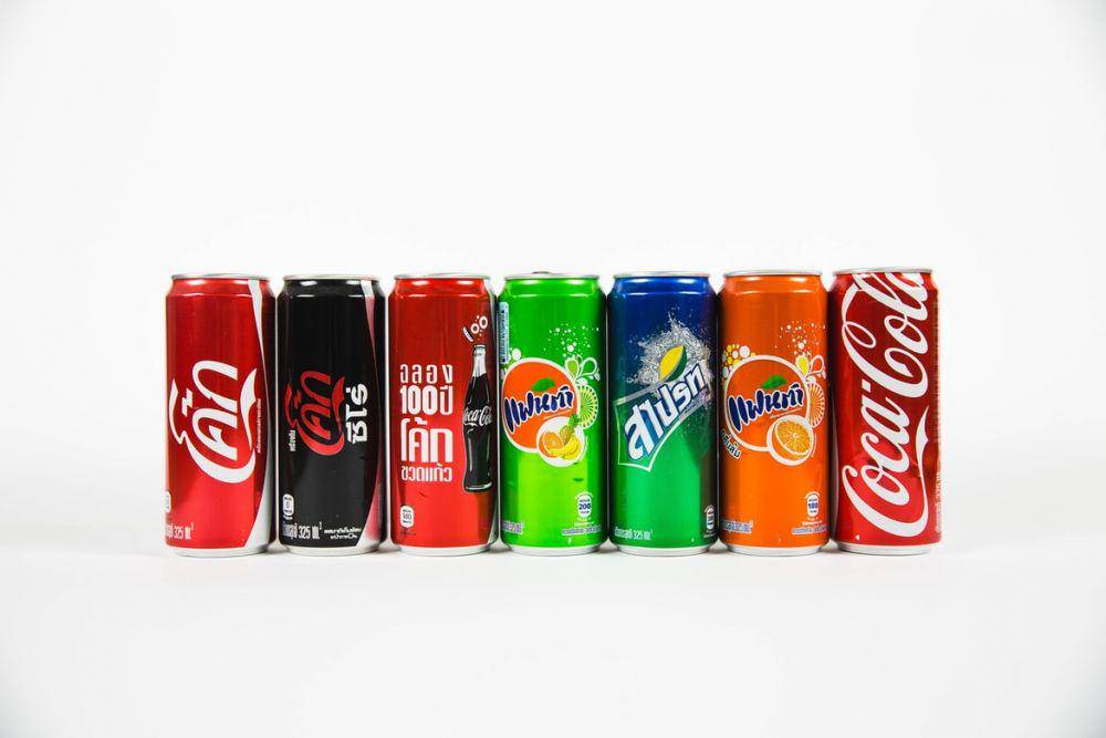 Ilustrasi soft drink (unsplash.com/Jonnysplsh)