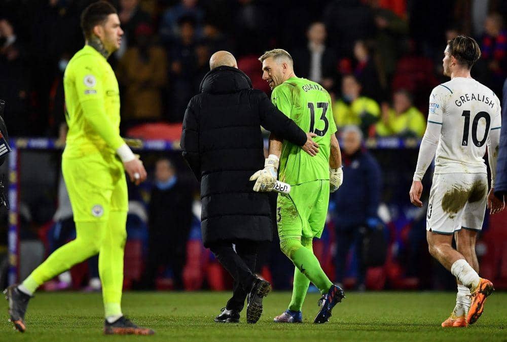 ManCity Imbang, Guardiola Ribut dengan Kiper Crystal Palace