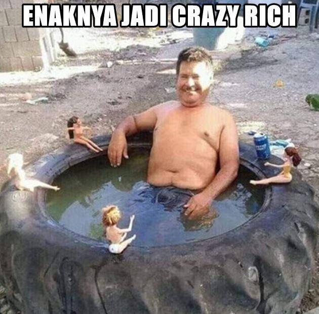 meme crazy rich low budget (instagram.com/ngakakkocak)
