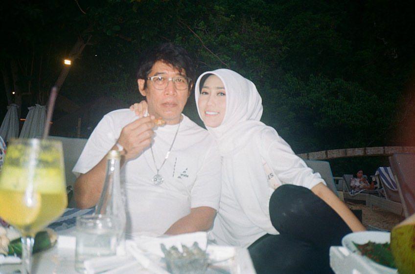 9 Potret Romantis Parto Patrio dan Istri, Sudah 2 Dekade Menikah!