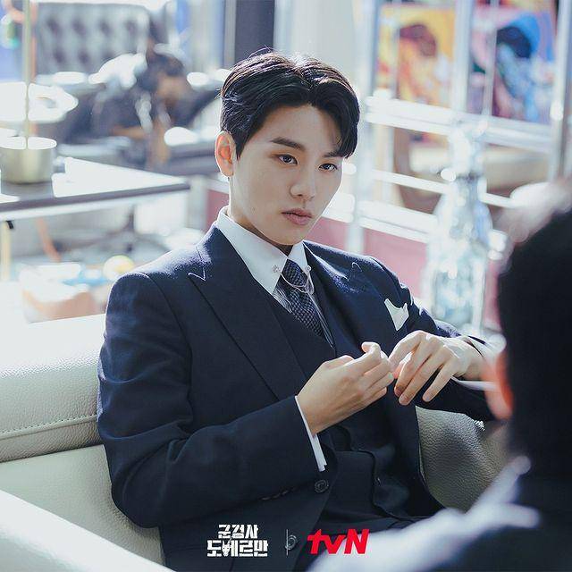Kim Woo Seok di drama Military Prosecutor Doberman (instagram.com/tvn_drama)