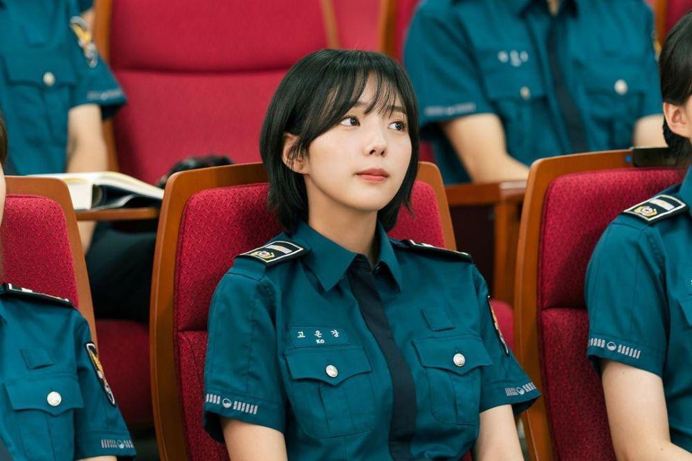 14 Harga Fashion Item Chae Soo Bin di Rookie Cops, Jutaan Rupiah!