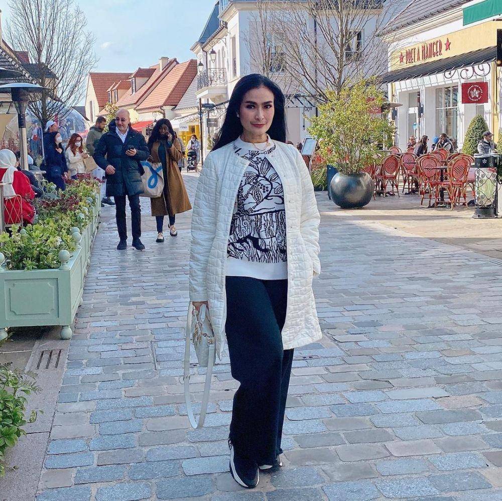 potret Iis Dahlia (instagram.com/isdadahlia)