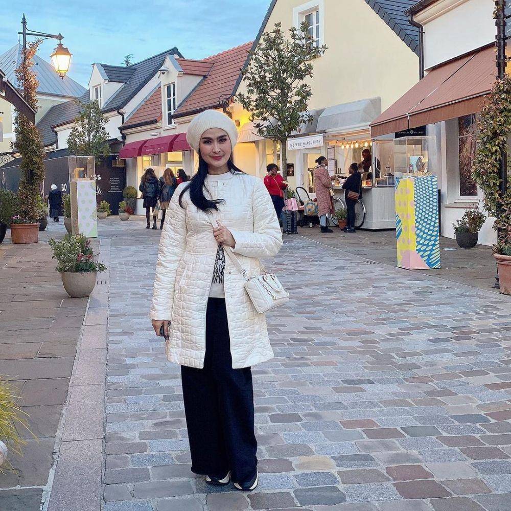 potret Iis Dahlia (instagram.com/isdadahlia)