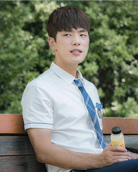 Kim Jung Hyun di drama School 2017 (instagram.com/ school_2017_kdrama)