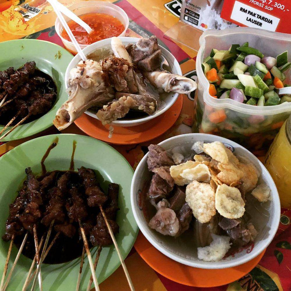 sop dan daging tulang sum sum (Instagram.com/cinta_vintage)