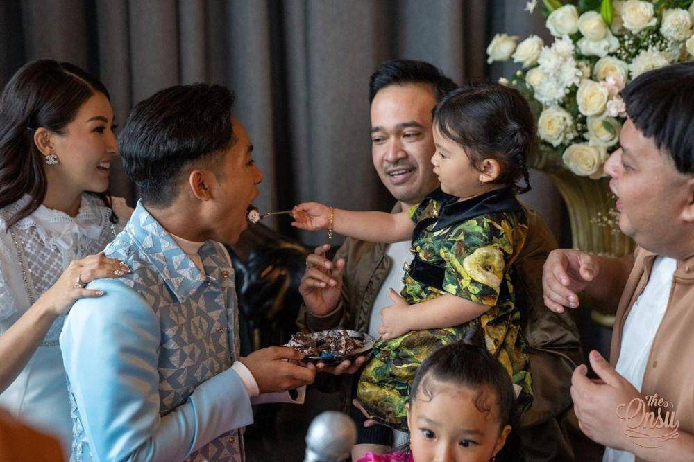 pesta ulang tahun Betrand Peto (Instagram.com/sarwendah29)