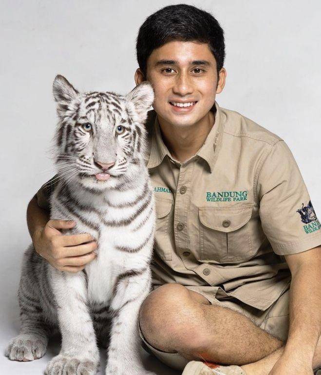 Alshad (Instagram.com/alshadahmad)