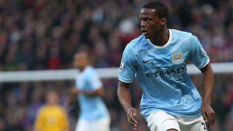 potret Dedryck Boyata bersama Manchester City (en.africatopsports.com)