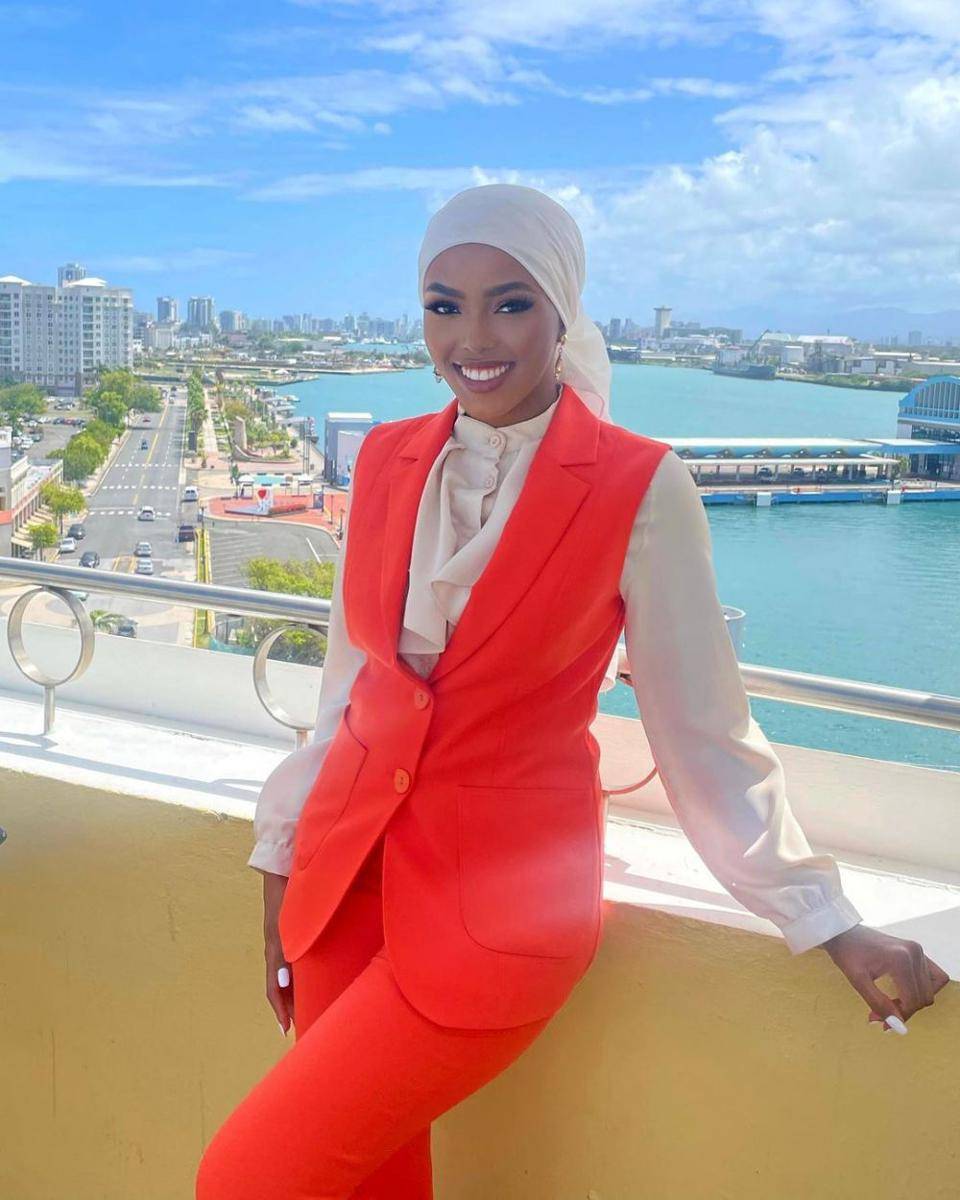 Potret Kontestan di Preliminary Interview Miss World 2021 (Instagram.com/khadija.omarr)