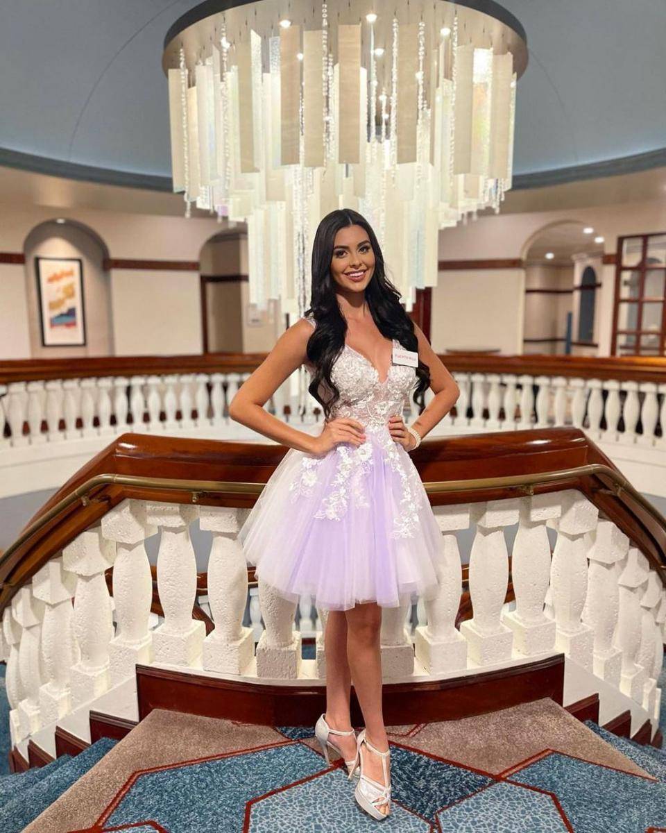 Potret Kontestan di Preliminary Interview Miss World 2021 (Instagram.com/arymarie2)