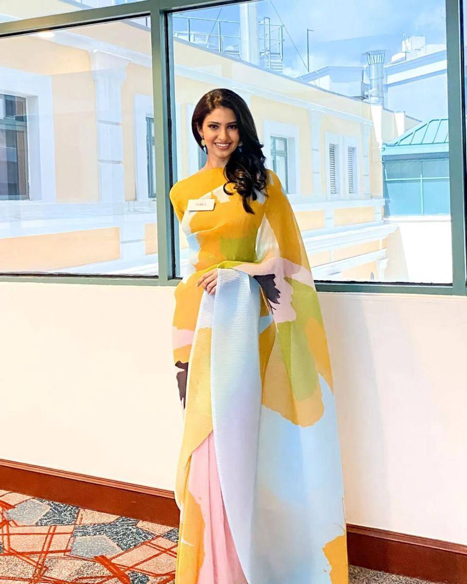 Potret Kontestan di Preliminary Interview Miss World 2021 (Instagram.com/manasa5varanasi)
