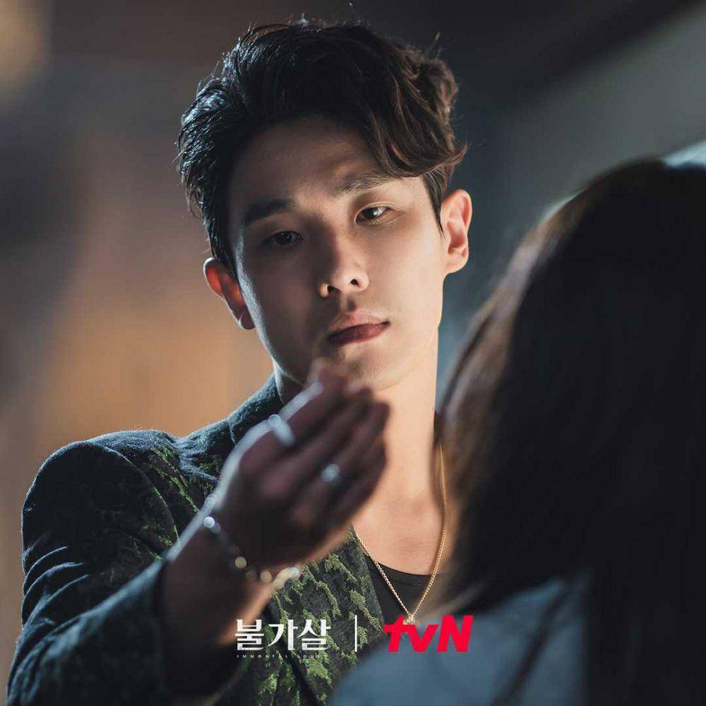 Lee Joon sebagai Ok Eul Tae di KDrama Bulgasal: Immortal Souls. (dok. tvN/Bulgasal: Immortal Souls)