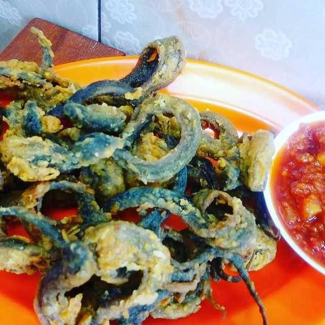 belut krispi khas Malang (instagram.com/jenk_ayud)